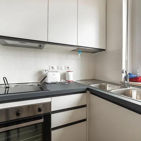 Apartment Sant'ambrogio Bright With Terrace *