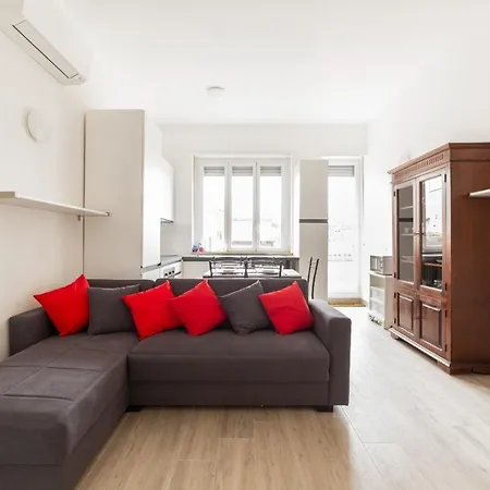 Apartment Sant'ambrogio Bright With Terrace *